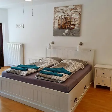 Ferienwohnung Blick Zum See *